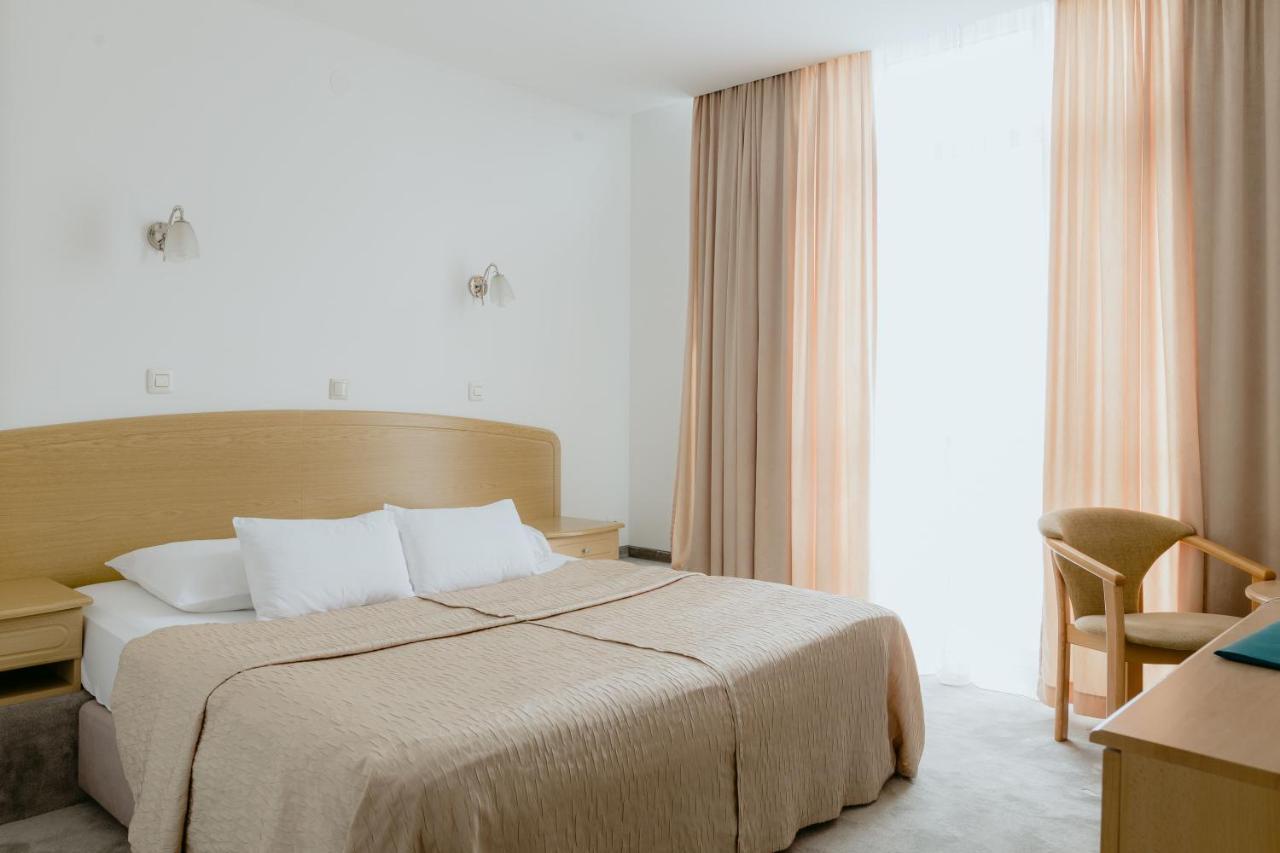 אוסילק Hotel Silver מראה חיצוני תמונה
