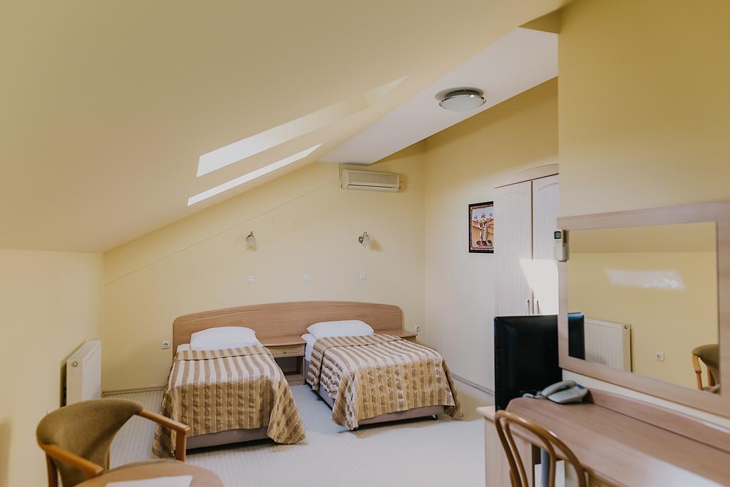 אוסילק Hotel Silver חדר תמונה